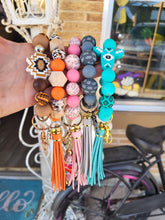 Load image into Gallery viewer, Keychain Wristlets