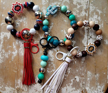 Load image into Gallery viewer, Keychain Wristlets