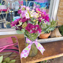 Load image into Gallery viewer, Mason Jar Arrangment