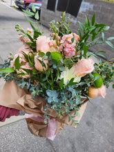 Load image into Gallery viewer, Fresh Bouquet
