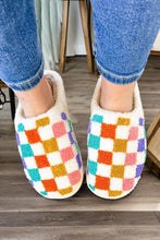 Load image into Gallery viewer, Checkered Slippers
