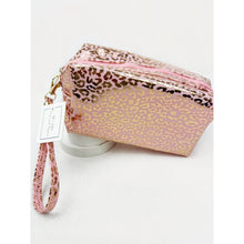 Load image into Gallery viewer, Leopard Cosmetic Bag
