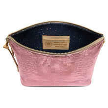 Load image into Gallery viewer, Consuela Downtown Crossbody Elodie
