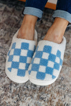 Load image into Gallery viewer, Checkered Slippers
