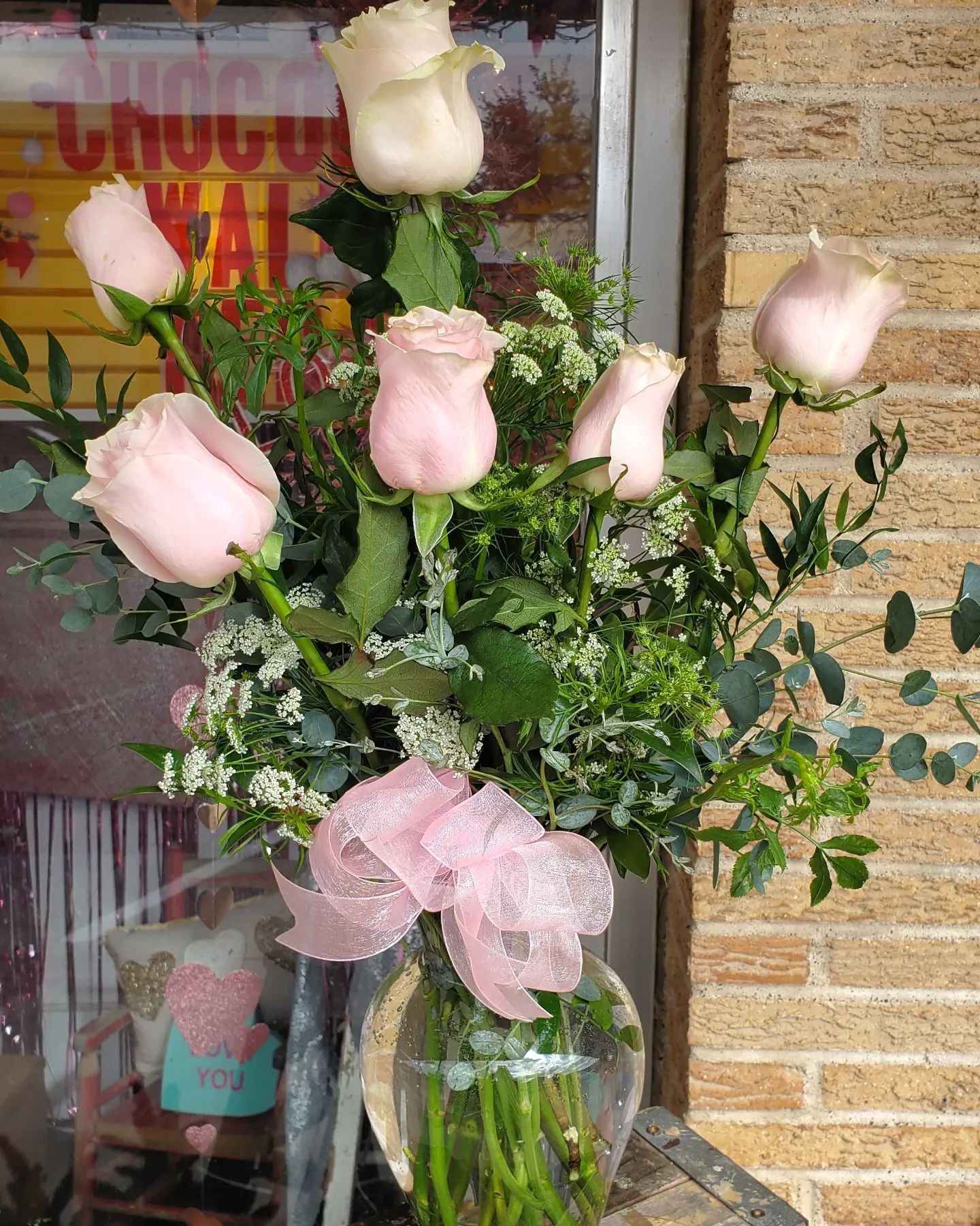 Half Dozen Roses – The Hay Loft