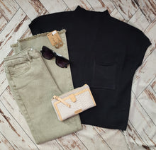 Load image into Gallery viewer, Washed Out Jeans
