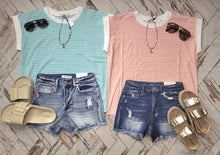 Load image into Gallery viewer, Frayed Denim Shorts
