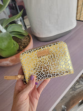 Load image into Gallery viewer, Consuela Zippy Wallets
