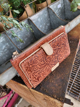 Load image into Gallery viewer, Consuela Slim Wallet, Sally
